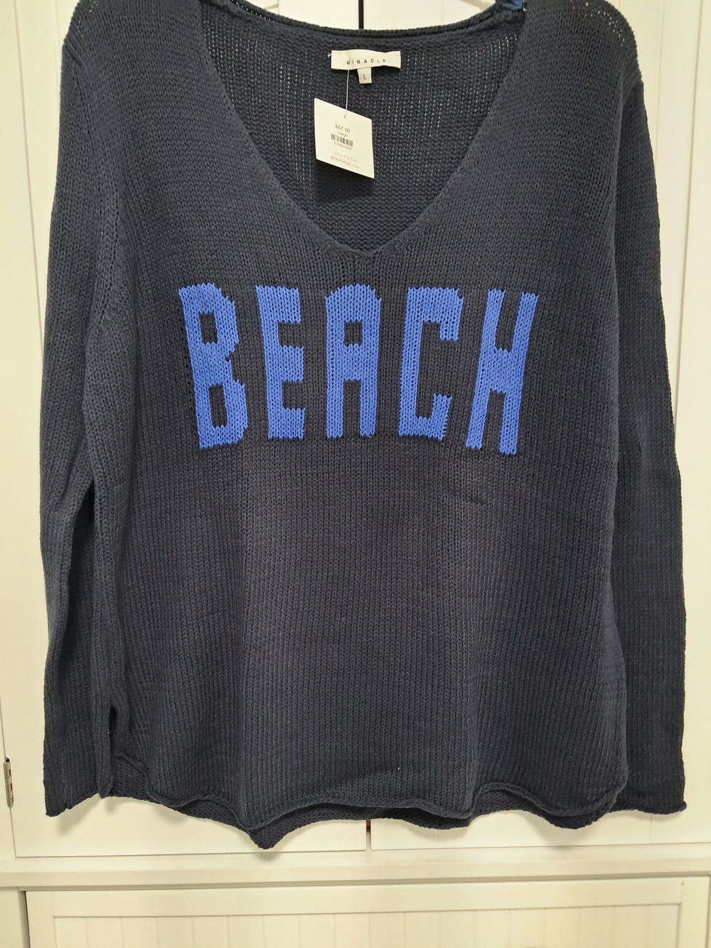 Deep Navy V-Neck Knit Sweater with Royal Blue BEACH Lettering Sz Large NWT $67